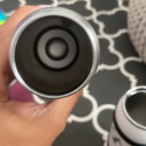 Ceres Chill Breastmilk chiller w/ flip-and-sip straw top & awesome infuser. - Picture 5 of 6